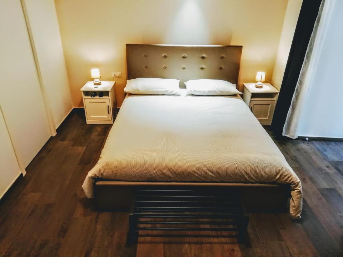 B&B Peter Pan 살레르노 외부 사진